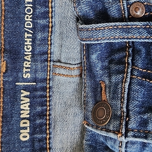 OLD NAVY WOMAN'S JEANS - Picture 9 of 10